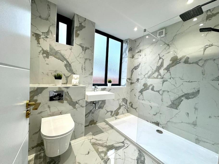 3Br Westbourne Delight - Near Beach & Bournemouth! Εξωτερικό φωτογραφία