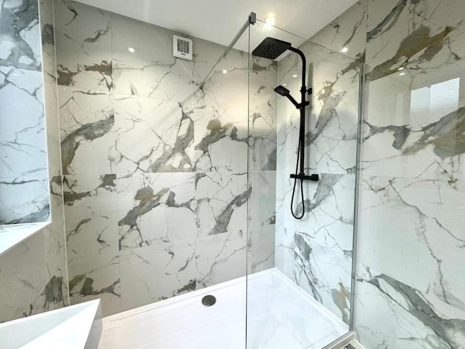 3Br Westbourne Delight - Near Beach & Bournemouth! Εξωτερικό φωτογραφία